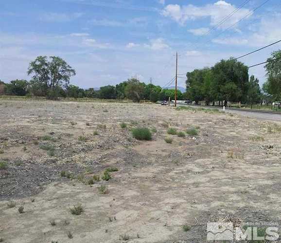 3465 Farm District Fernley, NV 89408 | MLS 210018067 Photo 1