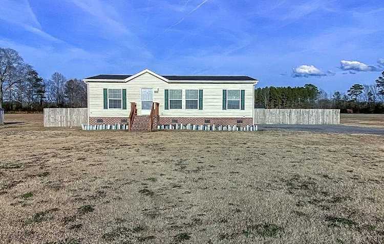 947 Union Branch Road Corapeake, NC 27926
