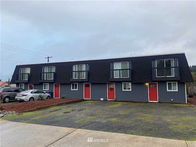 109 S Fifth St Toledo, WA 98591