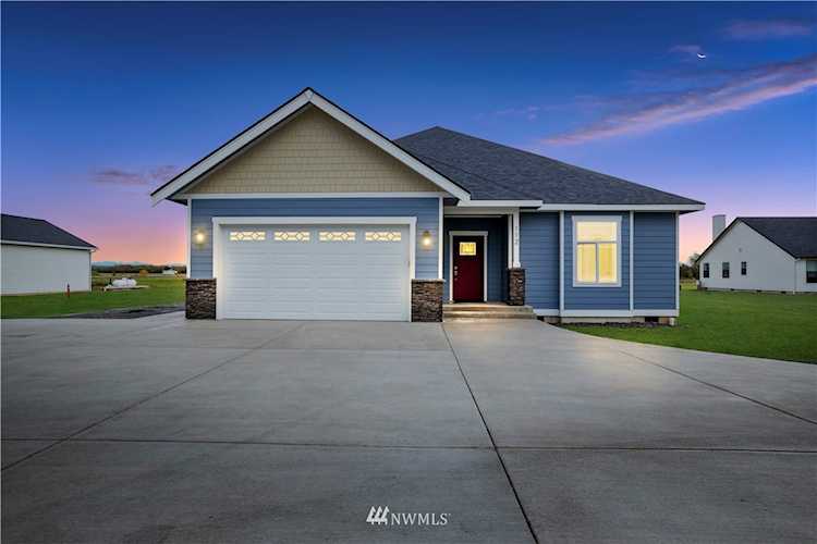 112 Skyhawk Dr Toledo, WA 98591