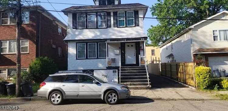 13 Bachman Pl Irvington Twp., NJ 07111