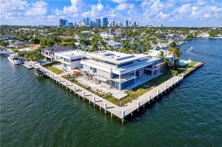 1712 SE 12th Ct Fort Lauderdale, FL 33316