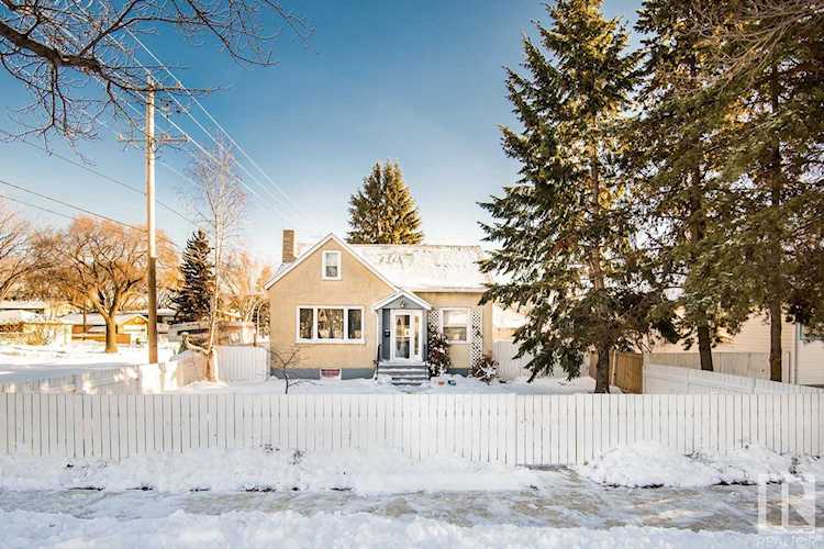 11947 85 Street Edmonton, AB T5B 3G2