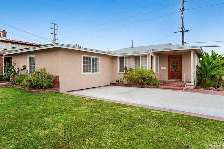 1233 23rd St Manhattan Beach, CA 90266