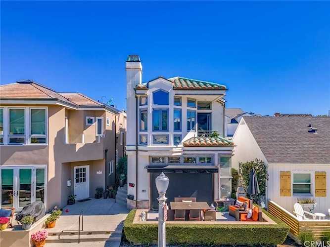 332 L St Newport Beach, CA 92661 | MLS NP21265853 Photo 1