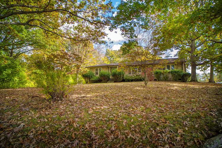950 Horseshoe Bend Rd Ronceverte, WV 24970