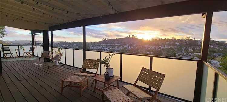 2844 Palmer Dr Eagle Rock, CA 90065