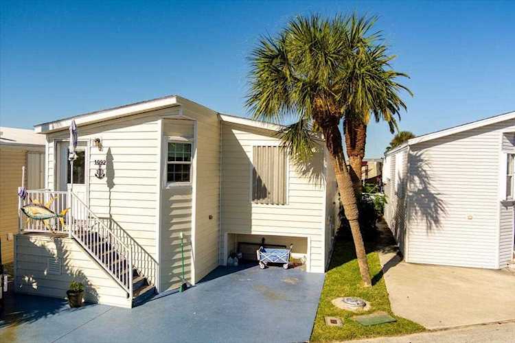 1092 Nettles Boulevard Jensen Beach, FL 34957
