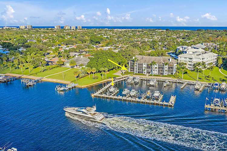 515 N Bay Colony Drive Juno Beach, FL 33408
