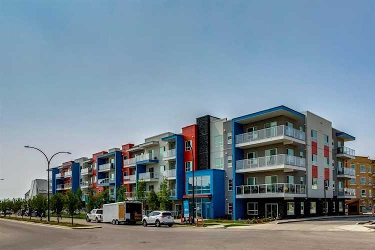 19489 Main St SE #1402 Calgary, AB T3M 3J3