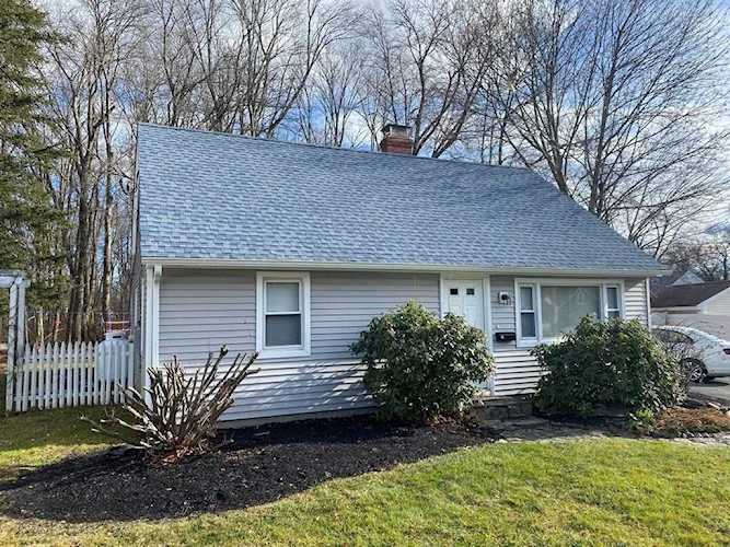 38 Shady Lane Ave Shrewsbury, MA 01545