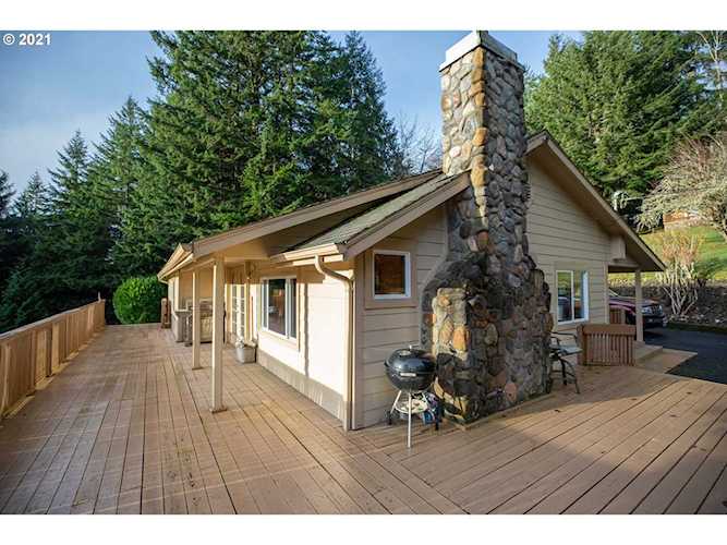 92683 Overland Ln Coos Bay, OR 97420