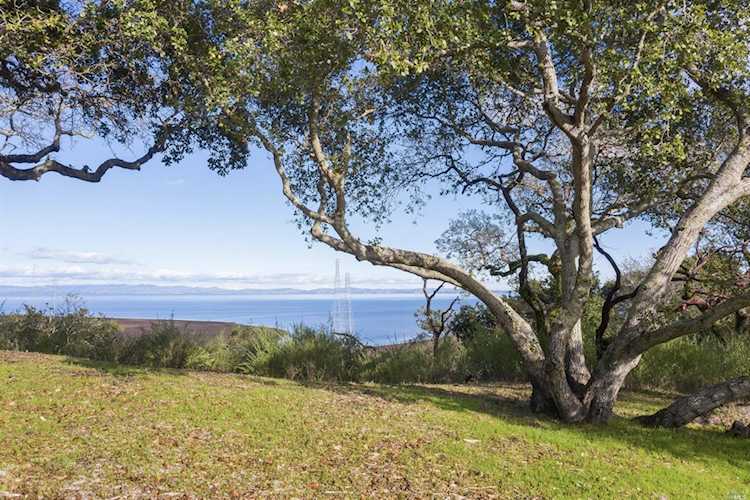 Upper (Very Top of) Road San Rafael, CA 94903