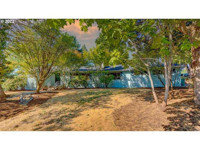 6437 SW Loop Dr Portland, OR 97221