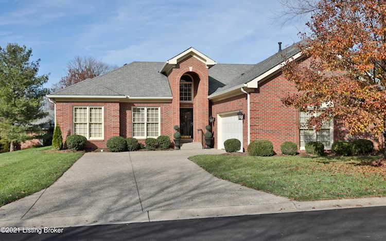 10017 Forest Village Ln, Louisville, KY 40223 - Forest Village $320,000 Photo 1