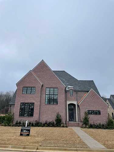 2467 Allelon Bend Ln Germantown, TN 38138