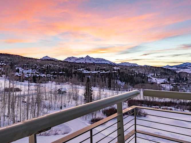 136 Country Club Drive #332 Mountain Village, COLORADO 81435