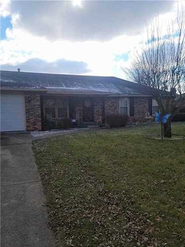 715 Country Ln Anderson, IN 46013 | MLS 21830953 Photo 1