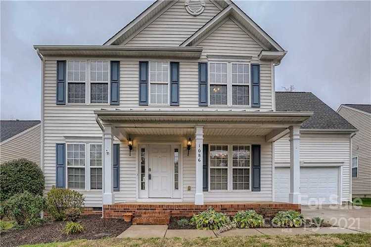 1086 Glen Laurel Dr Indian Land, SC 29707