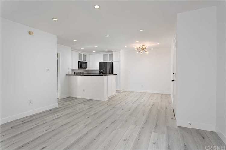 11750 W Sunset Blvd #116 Los Angeles, CA 90049