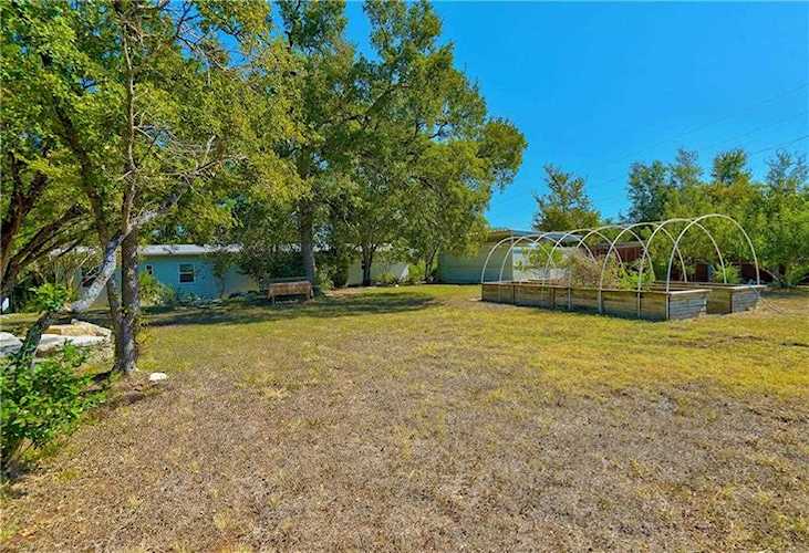 15904 Awalt DR Austin, TX 78734