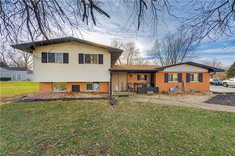 5055 Shelbyville Rd Indianapolis, IN 46237 | MLS 21831338 Photo 1