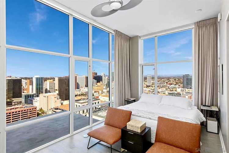 550 Front St #3102 San Diego, CA 92101