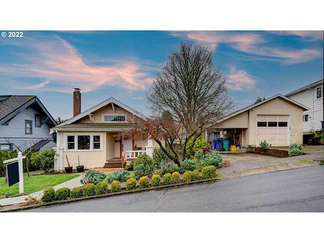 7230 SE Hawthorne Blvd Portland, OR 97215