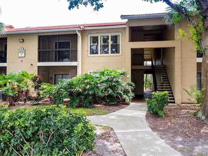 4028 Crockers Lake Blvd #25 Sarasota, FL 34238