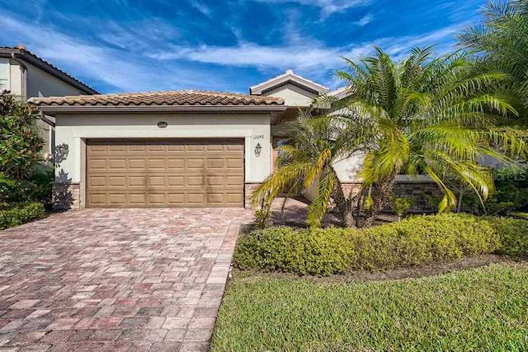 12648 Richezza Dr Venice, FL 34293
