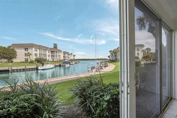 4330 Falmouth Dr #106 Longboat Key, FL 34228