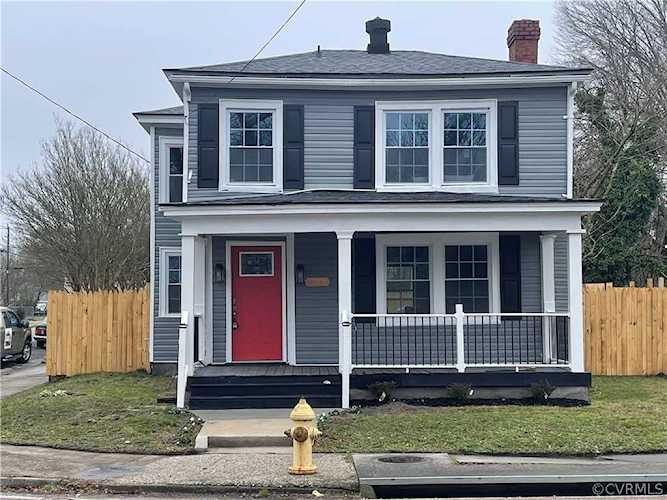 902 W Wythe St Petersburg, VA 23803