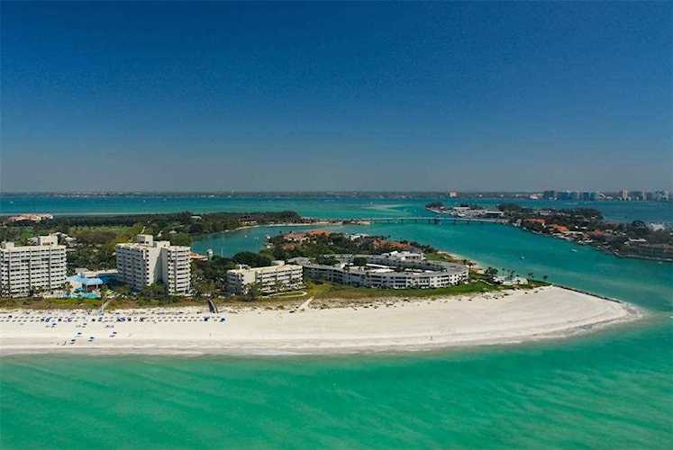 100 Sands Point Rd #202 Longboat Key, FL 34228