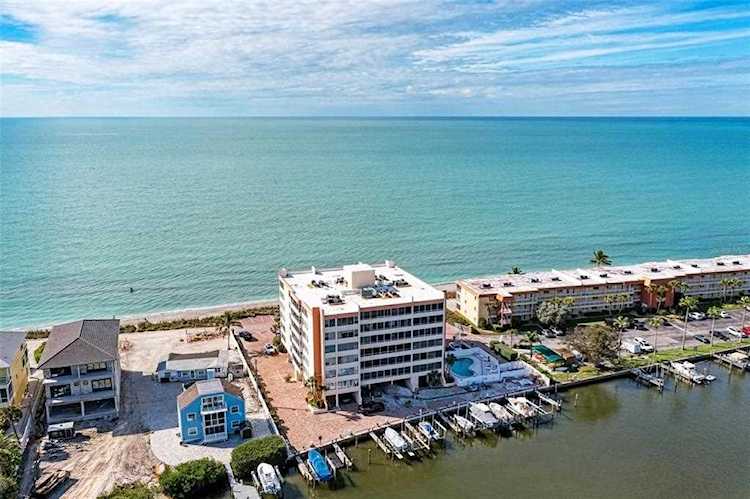 9150 Blind Pass Rd #303 Sarasota, FL 34242