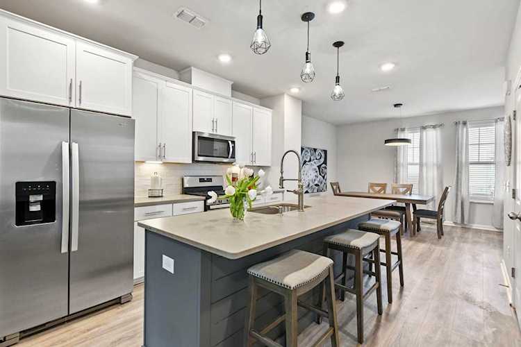 117 Rowans Creek Dr Charleston, SC 29492