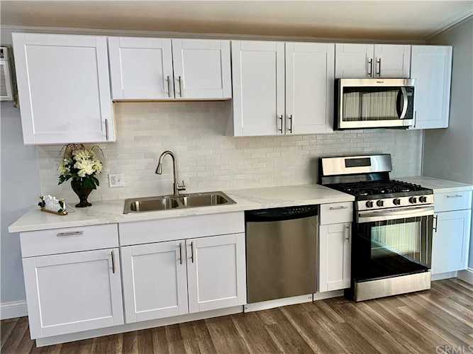 20855 Sylvester Rd Lake Elsinore CA 92530 - Rise Realty Photo 1
