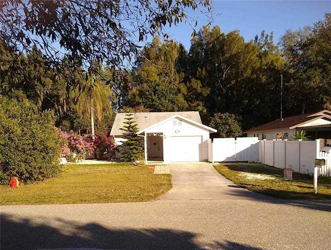 304 Glenwood Ave Osprey, FL 34229