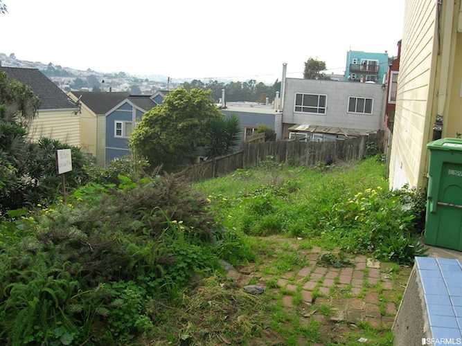 868 Moultrie Street San Francisco, CA 94110