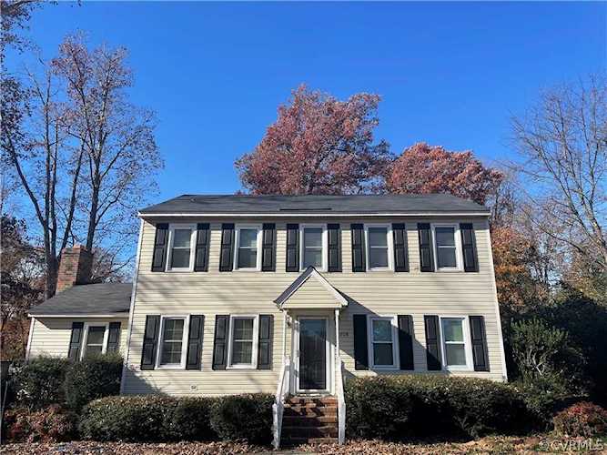 14208 Walthall Dr Chesterfield, VA 23834