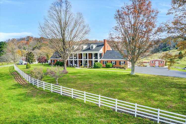 408 Wendover Daleville, VA 24083