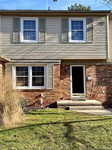 24288 Bashian Dr Novi, MI 48375 | MLS 2210102162 Photo 1