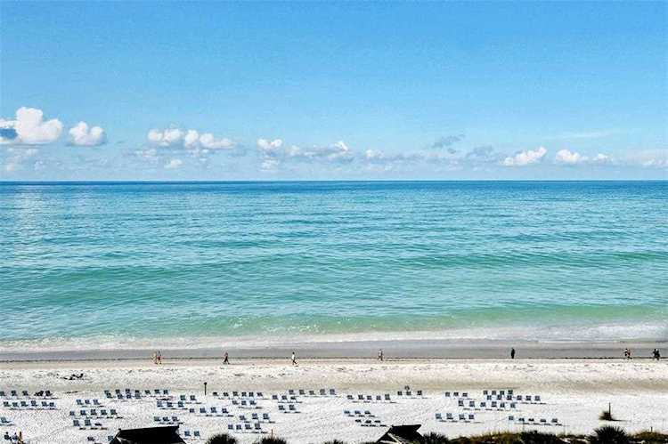 1080 W Peppertree Ln #807A Sarasota, FL 34242