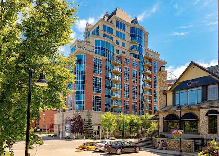 110 7 St SW #603 Calgary, AB T2P 4W4