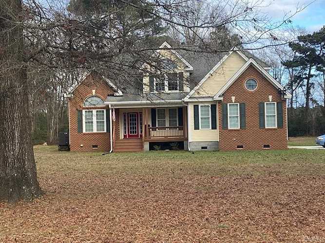 229 Woodleigh Road Knotts Island, NC 27950