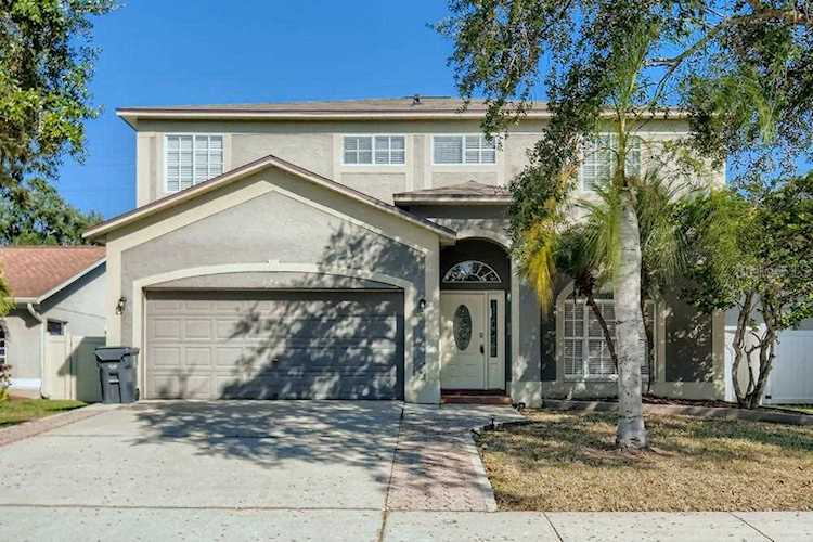 1745 Split Fork Dr Oldsmar, FL 34677