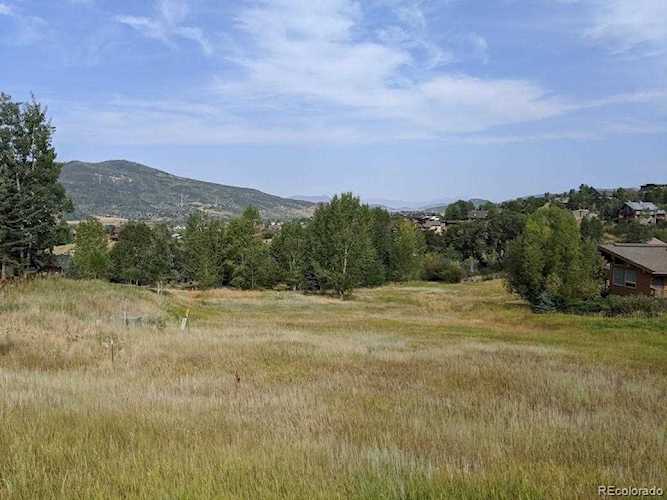 2270 Bear Dr Steamboat Springs, CO 80487