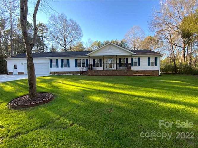 7261 Henry Harris Rd Lancaster, SC 29720