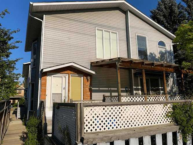 411 11A St NW #4 Calgary, AB T2N 1Y2