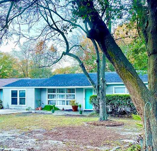 1210 Hawthorne Rd Hanahan, SC 29410