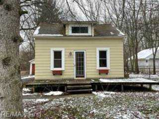 604 Trombley Dr Troy, MI 48083